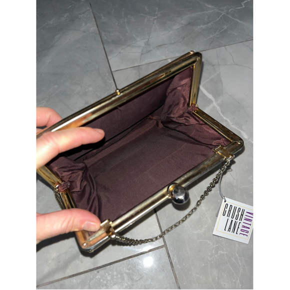 Vintage Gold Metallic Clutch with Chain - Picture 5 of 9